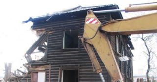 Демонтаж 2 этажного дома Великие Луки, цена от 2651 руб.
